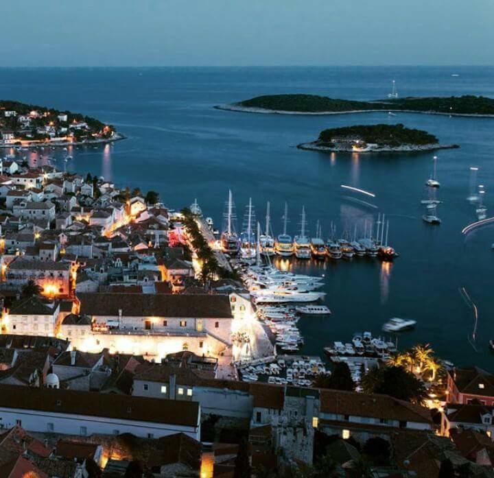 Apartments Jaksa Hvar Town Buitenkant foto