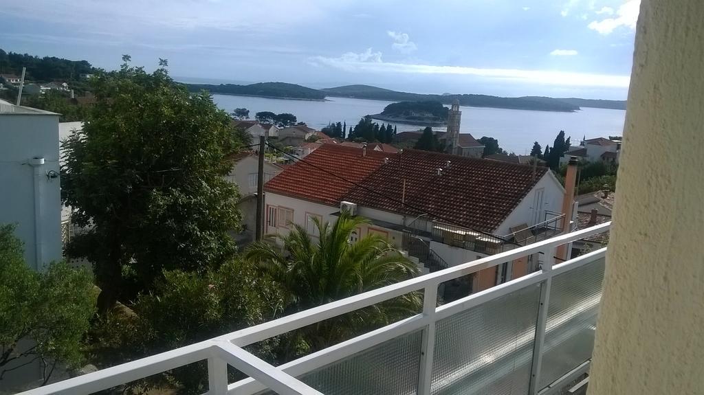 Apartments Jaksa Hvar Town Buitenkant foto